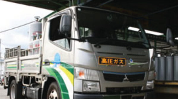 トラックの写真2